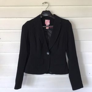 Women’s Black Blazer